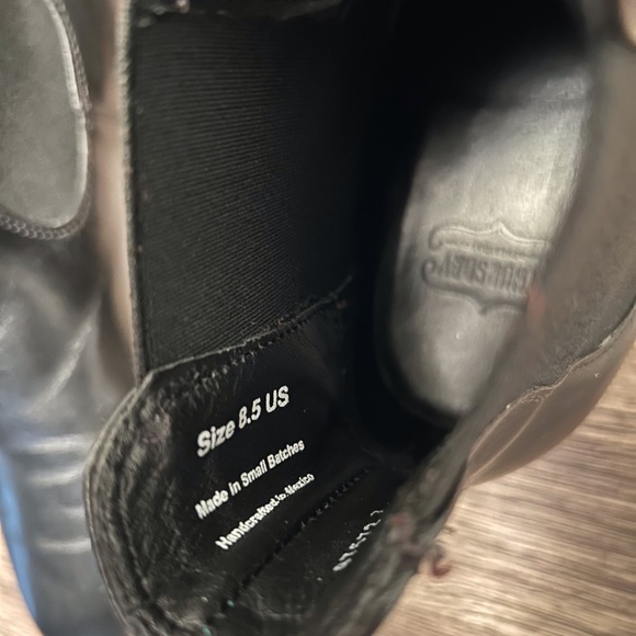 Thursday Cavalier Chelsea Boots - Picture 10 of 10